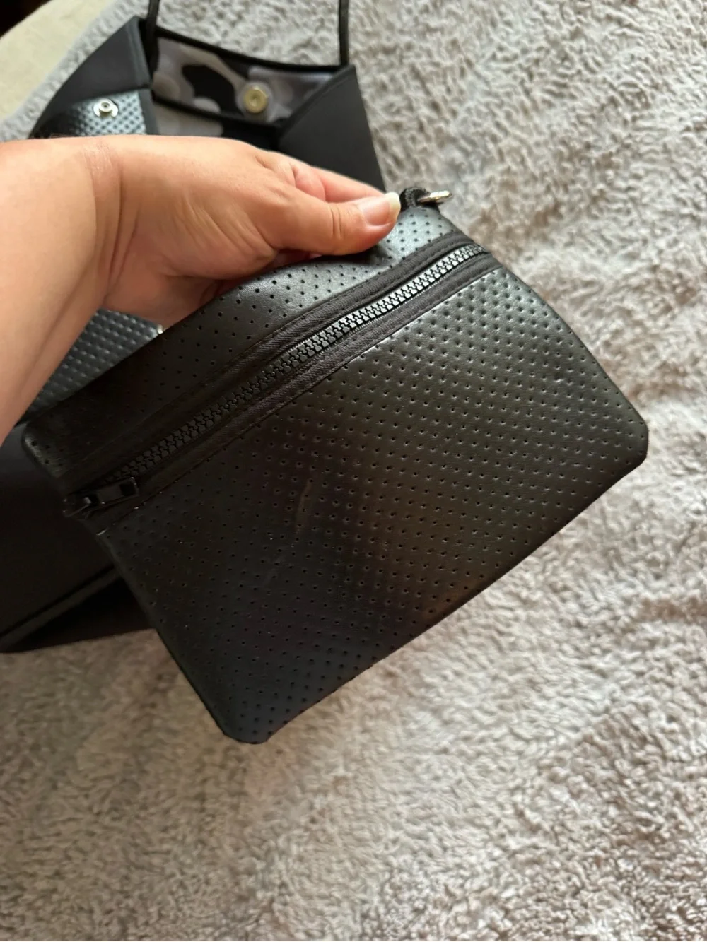 HAUTE SHORE Black Tote Bag with Camo Lining